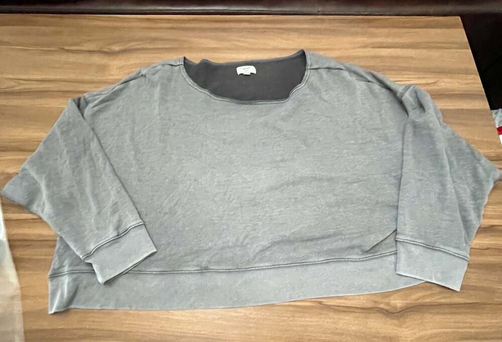 Aerie Sweatshirt XL/TG Gray Cropped Raw Neck Pullover